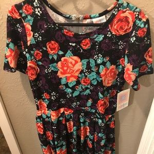 SOLD!!! Lularoe Large Floral Ameli